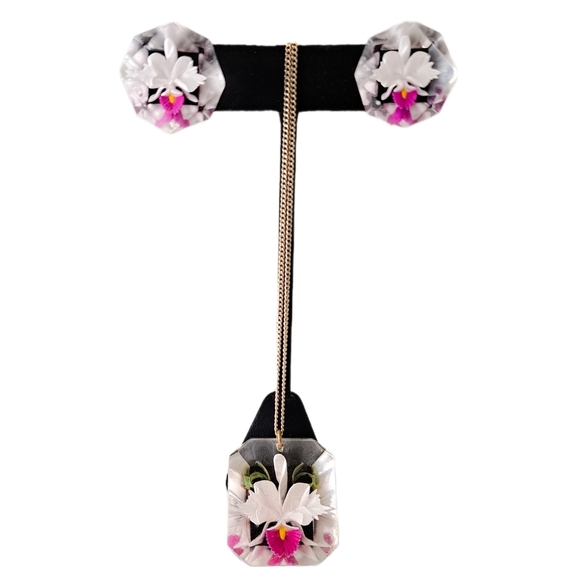 Vintage Mid-Century Lucite Orchid Matching Necklace & Earrings - Picture 2 of 11